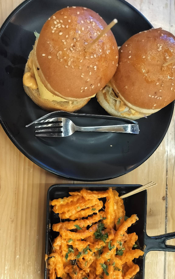 Delicious burgers and peri peri fries at Cafe Arosha